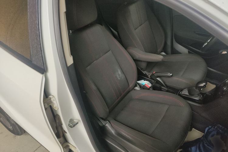 Used Buick Encore 2017 18T Automatic Two-Wheel Drive Urban Leading Model
