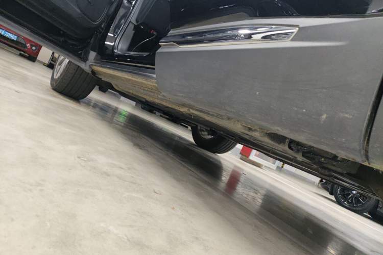 Used Buick Envision 2023 Encore S 552T Two-Wheel Drive Luxury Model
