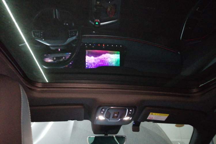 Used MG 7 2023 2.0T Automatic Trophy+ Ignition Glory Edition
