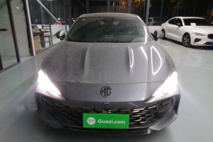Used MG 7 2023 2.0T Automatic Trophy+ Ignition Glory Edition
