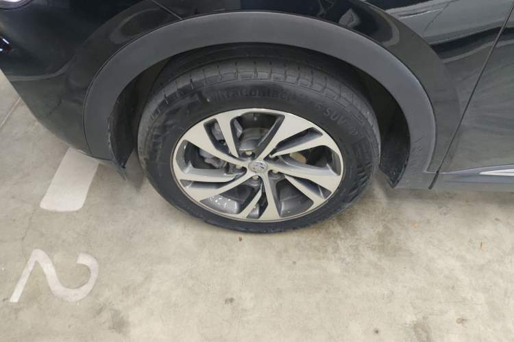 Used Buick Envision 2023 Encore S 552T Two-Wheel Drive Luxury Model
