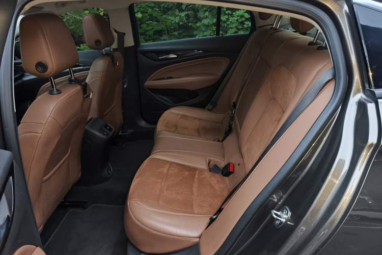 Used Buick Regal 2019 20T Elite Version China V Standard
